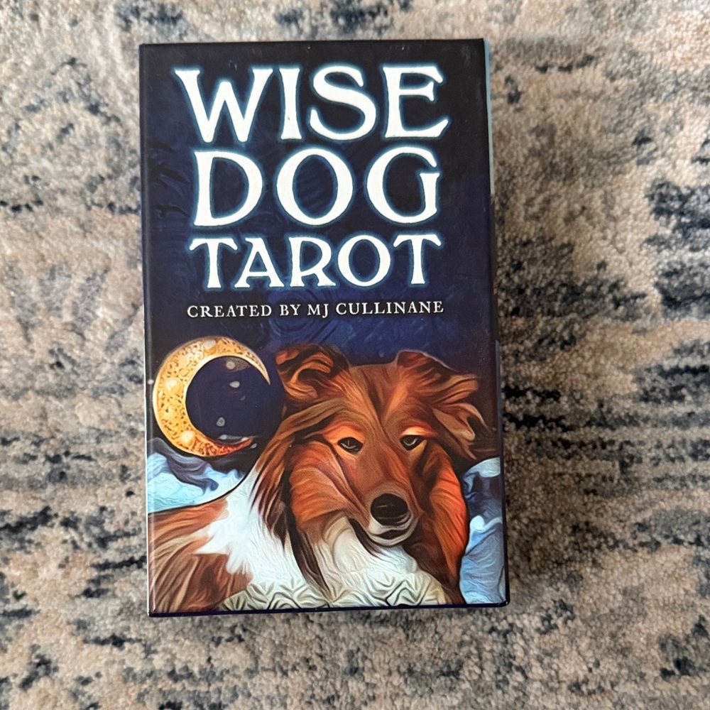Wise Dog Tarot Deck